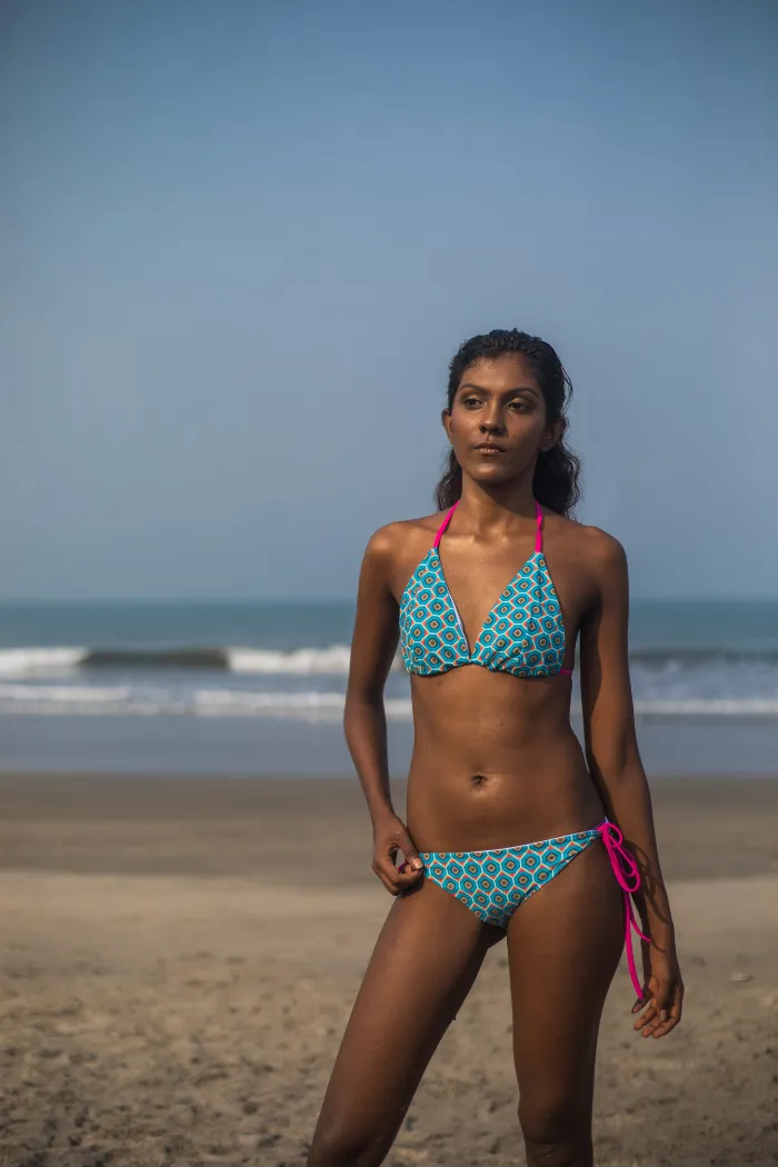 All eyes on geo string bikini