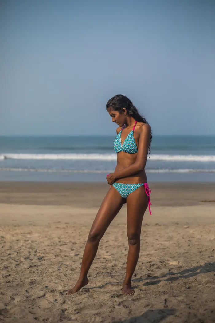 All eyes on geo string bikini