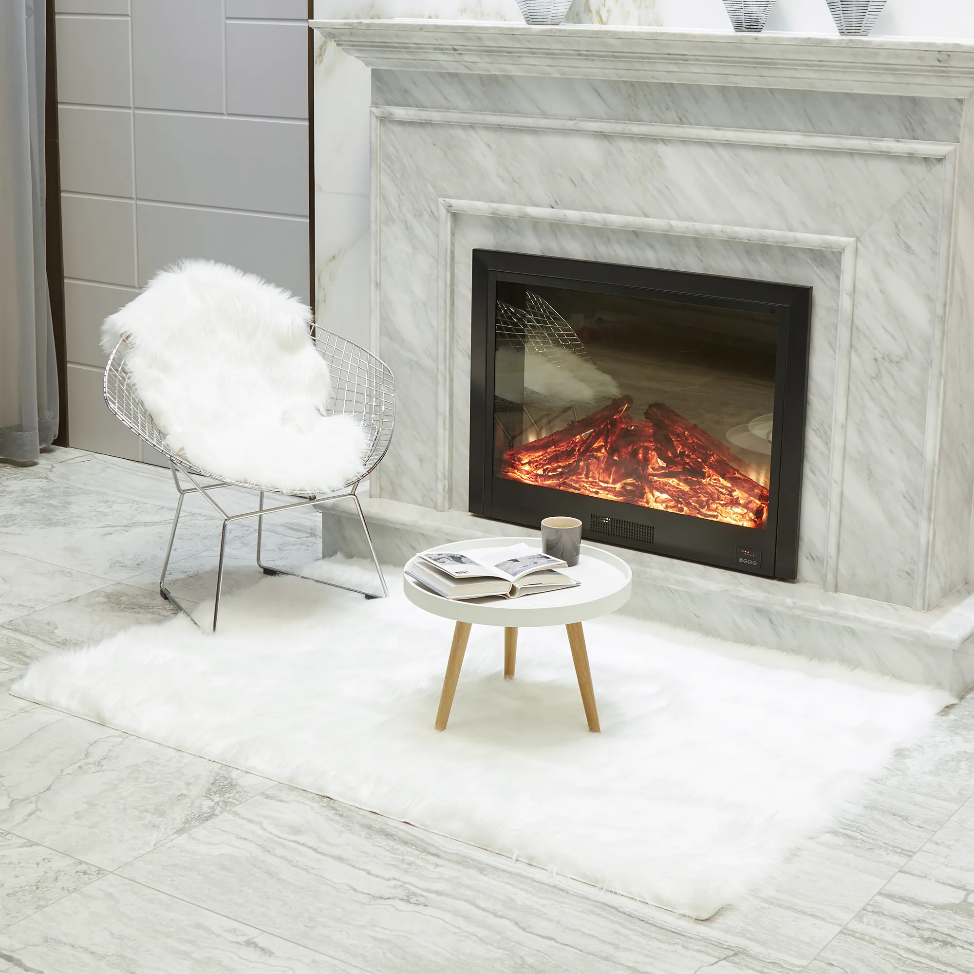 Faux Fur Long Pile Shaggy Area Rug (Size 120 x 180 cm, White)