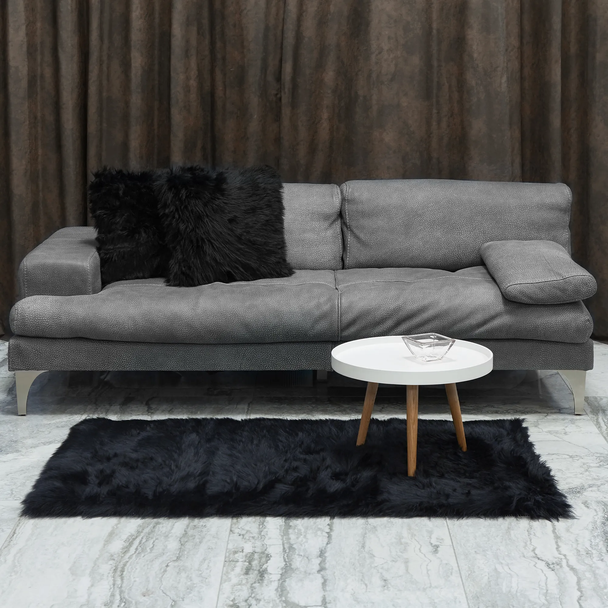 Faux Fur Long Pile Shaggy Area Rug (Size 90 x 150 cm, Black)