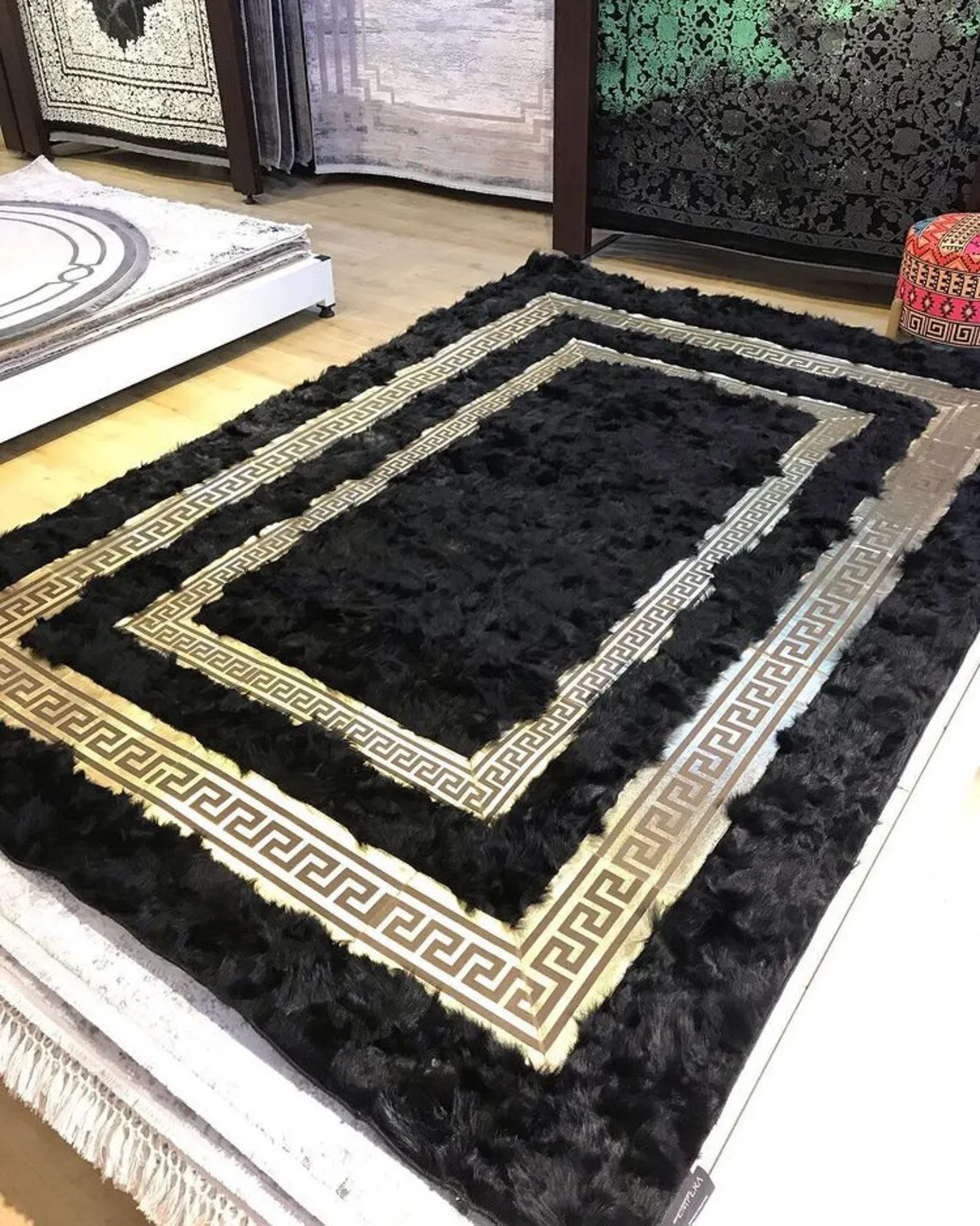 Handmade Natural Large Sheepskin Black Gold Living Room Rug , Soft Rug