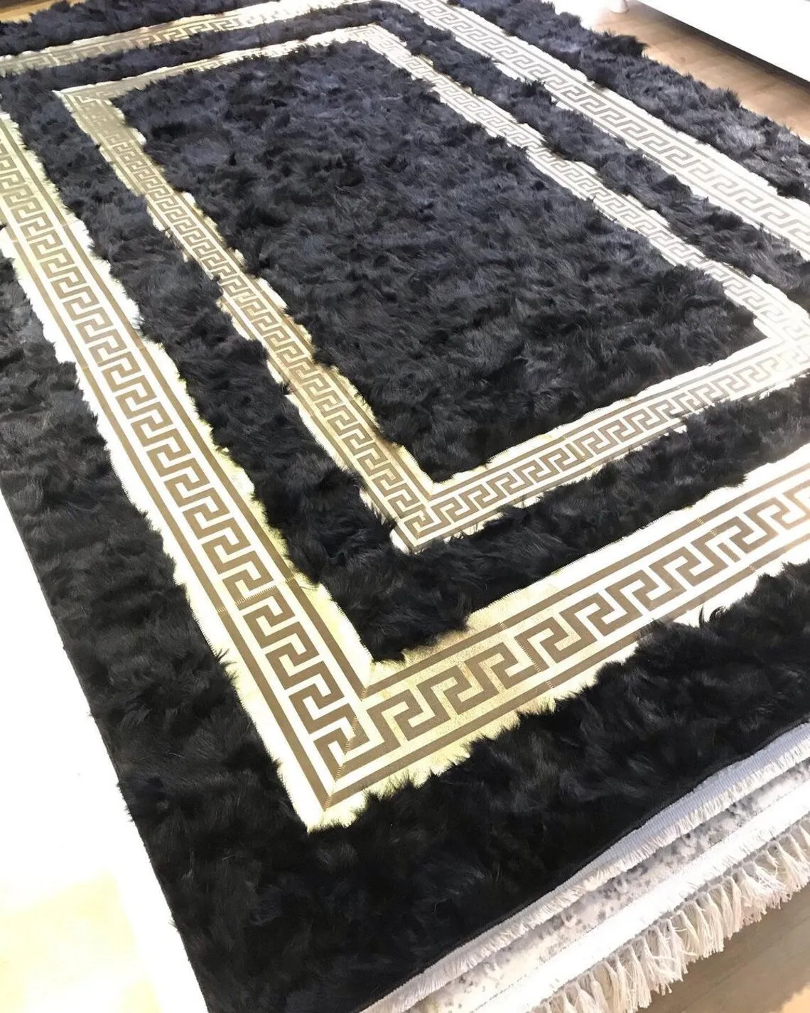 Handmade Natural Large Sheepskin Black Gold Living Room Rug , Soft Rug