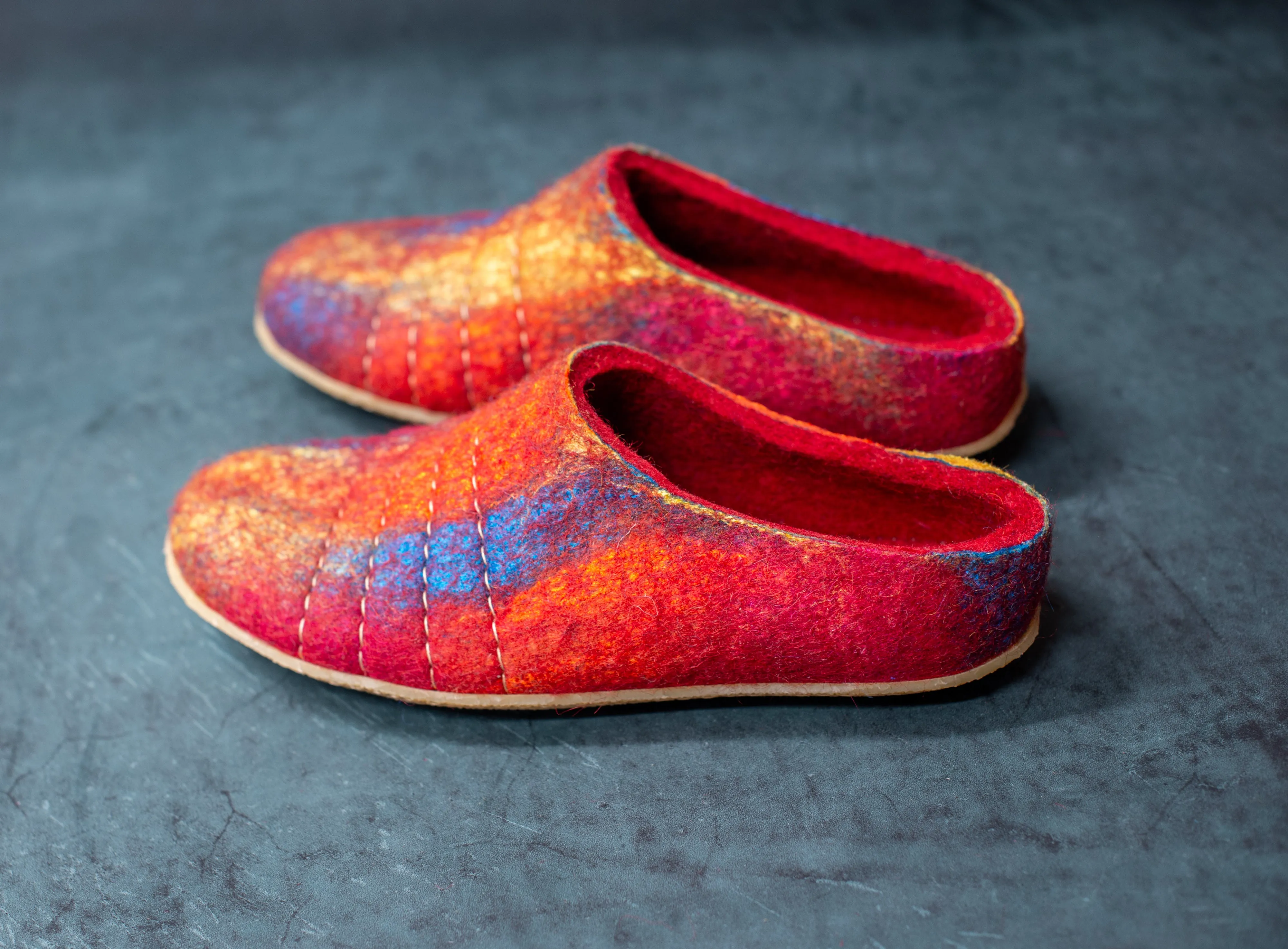 Poppy Red  Rainbow women's slippers