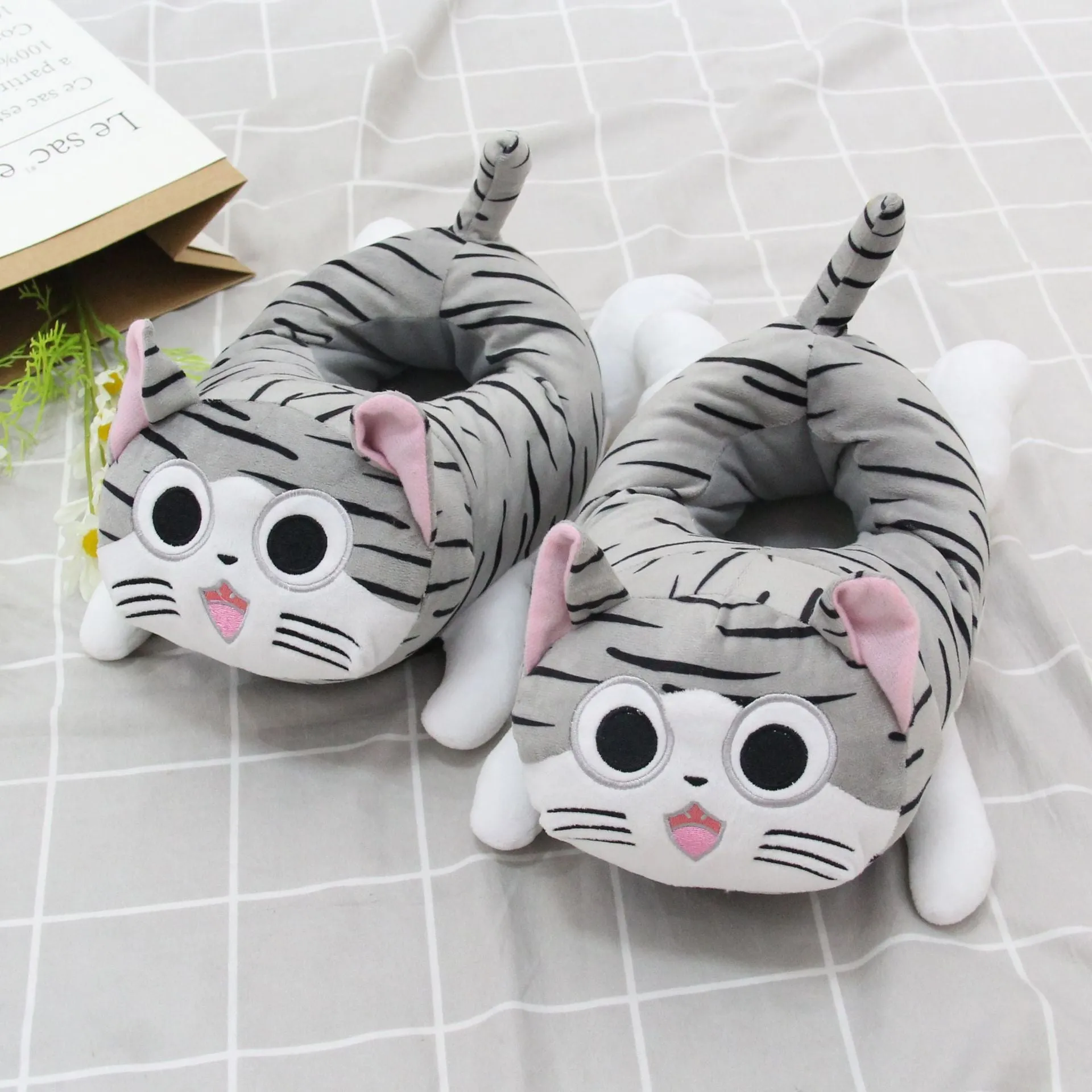Sweet Kitten Plush Slippers for Women